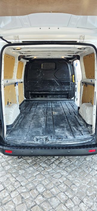 FORD TRANSIT CUSTOM 2.0 TDCi 130CV L2H1 – 2017 – 171.130 KM – IVA DEDUTÍVEL