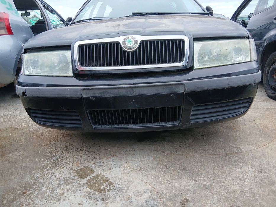 Pára-choques frente SKODA Octavia I Break (1U5)