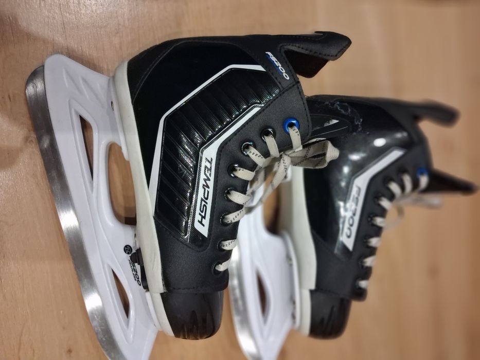 Łyżwy  regulowane Tempish FS 200