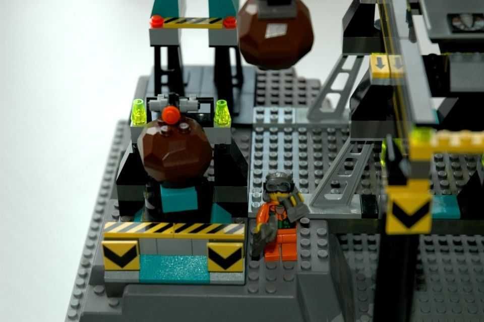 Lego Rock Raiders HQ. 4990. 1997 rok.