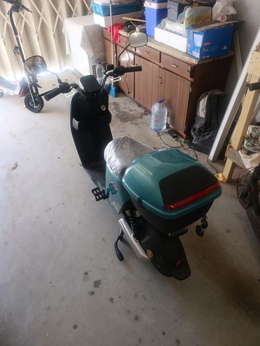 Scooter Elétrica MegaBike Vox – Como Nova | Menos de 100 km | Bateria