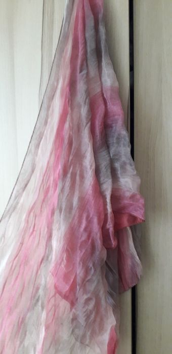 шарфи за символичну ціну або у подарунок