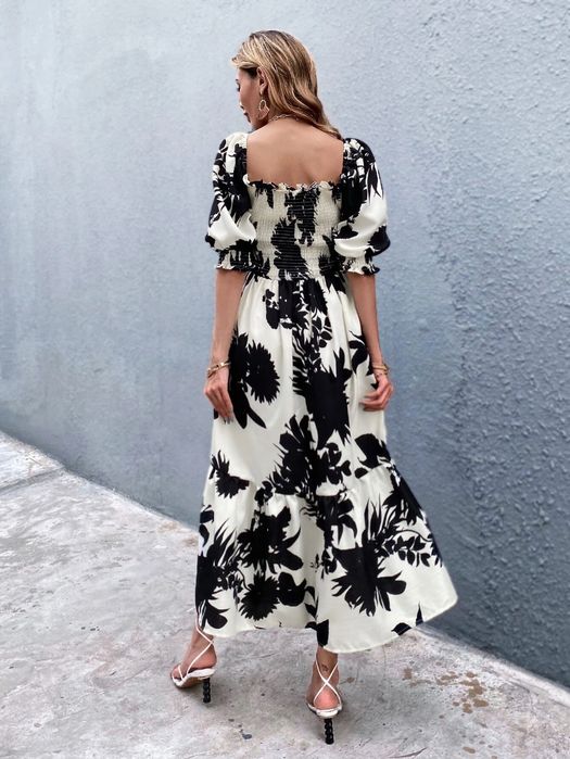 Sukienka w kwiaty boho z bufiastymi rękawami maxi