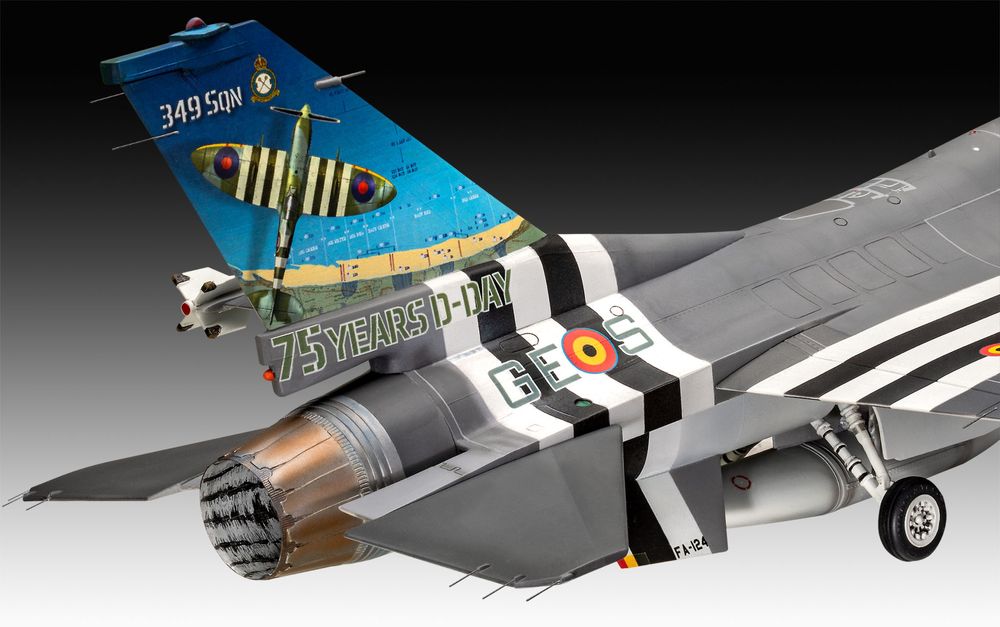 SAMOLOT model 1/32 Revell 03802 samolot 50TH ANNIV. F-16 FALCON