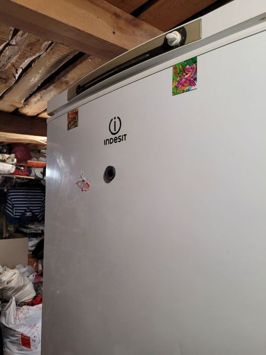 Холодильник продам