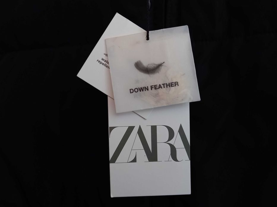 (NOVO C/ ETIQUETA, PORTES GRÁTIS) ZARA: Casaco de Penas c/ Capuz Preto