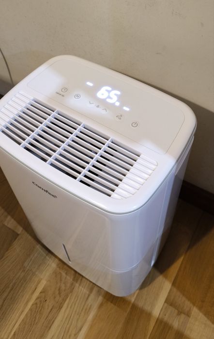 NOVO. Desumidificador/Secador roupa Comfee 10L