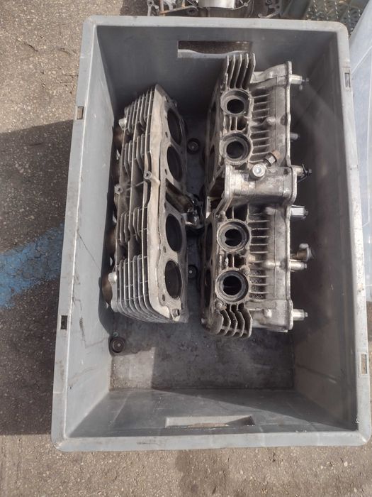Silnik CB 750  Części