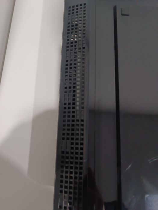 PS3 Fat 320GB (Manutenção Completa) +2  Comandos + Cabos + 4 Jogos