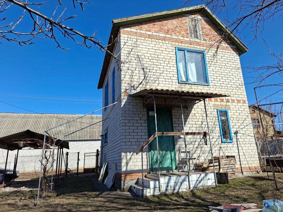 Продаж затишної дачі в Новоселівці!