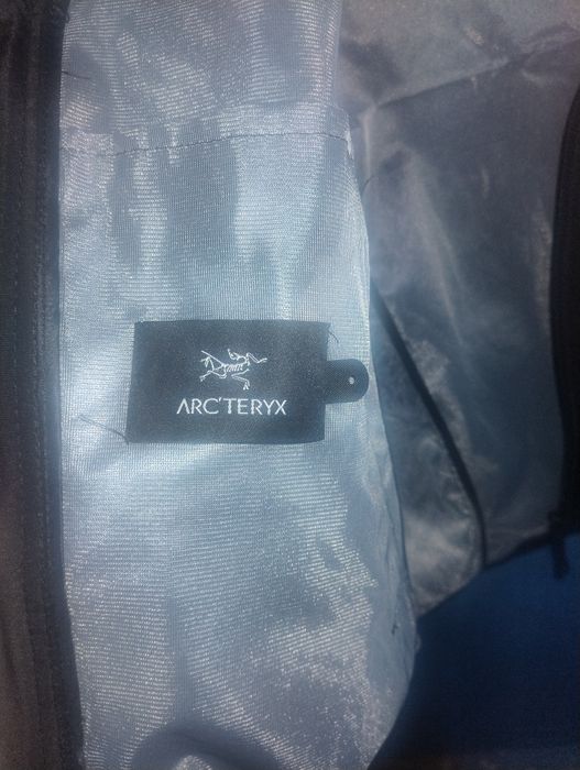 Курточка вітрівка вітровка Arc'teryx