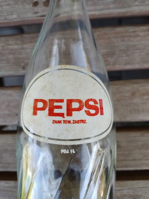 Butelka po pepsi z PRL