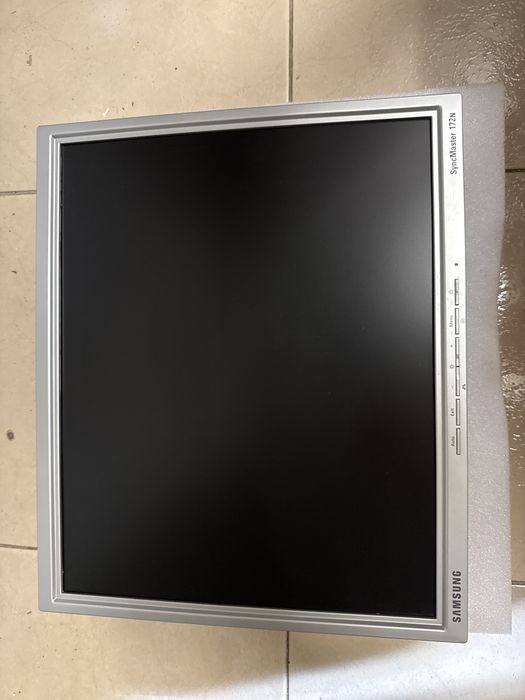 Monitor Samsung SyncMadter  172N