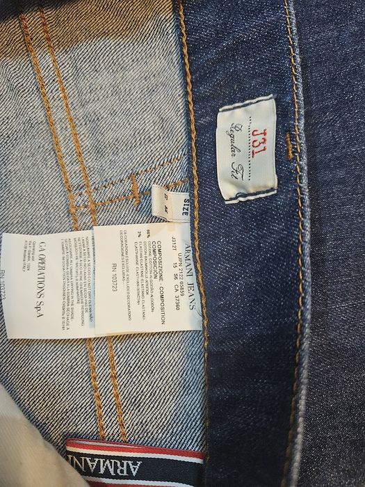 Jeansy Armani 31