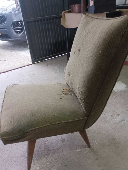 cadeirão vintage para reparar
