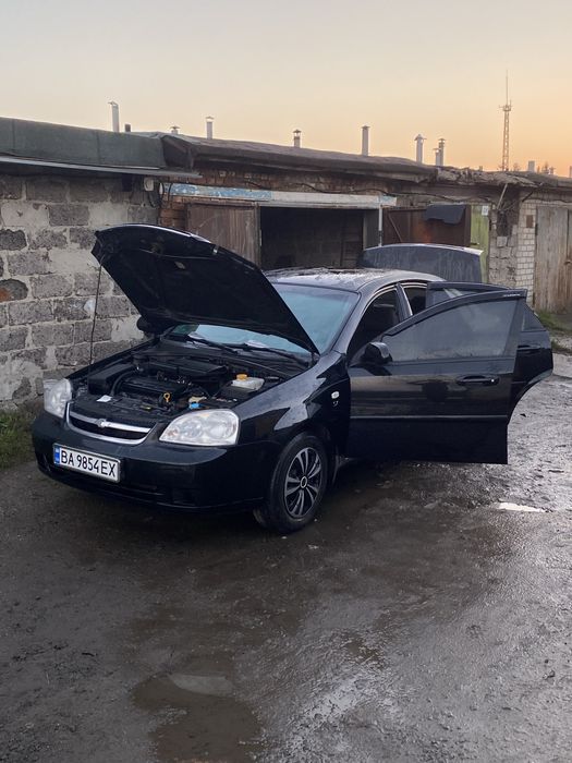 Продам шевроле лачетті 5000$