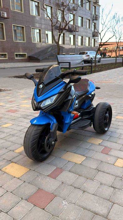 Дитячий електромотоцикл