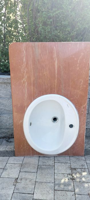 Blat łazienkowy konglomerat z umywalką