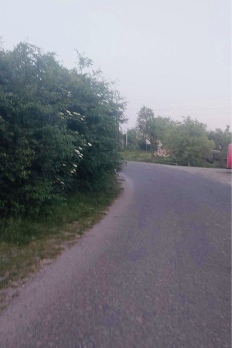 Продається земельна ділянка зі залитим фундаментом.С.Ягідня.