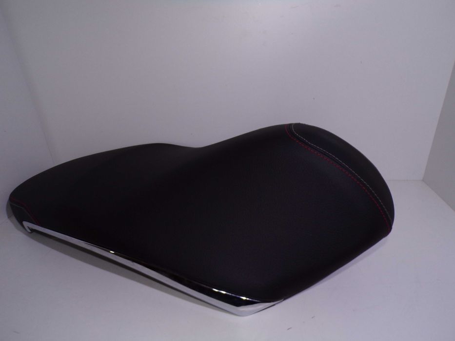 Siedzenie Kanapa + listwy Chrom Piaggio Liberty 50/125cc Nowy Model