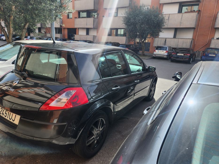 Renault Megane . — photo 4