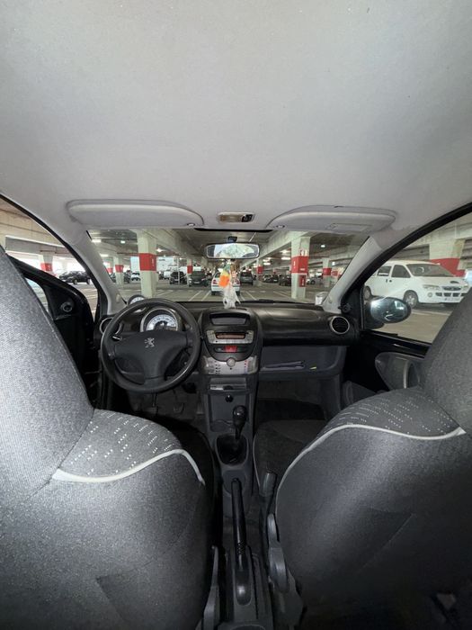Peugeot 107 em bom estado de mecanica