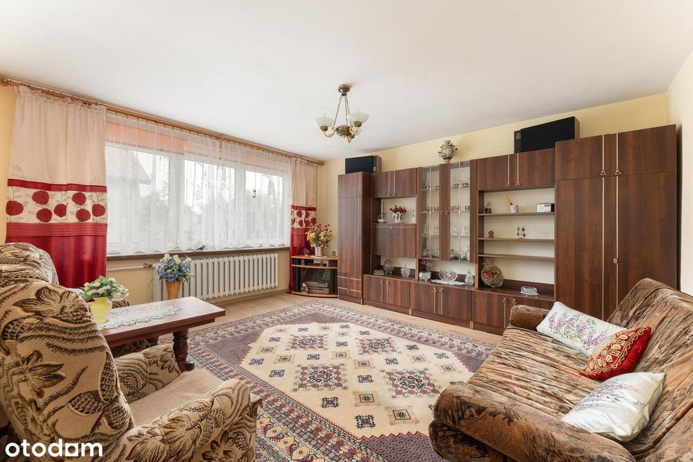 Przestronny | Schludny|7pok. 170m2 | + 76m2  Budynek Gospodarczy