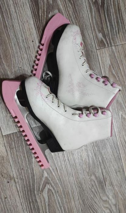 ковзани, коньки для фигурного катания р 32