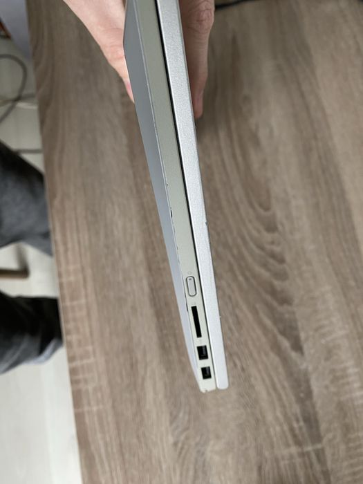 Lenovo flex 5 r7 4700u 8/256 АКБ 100%