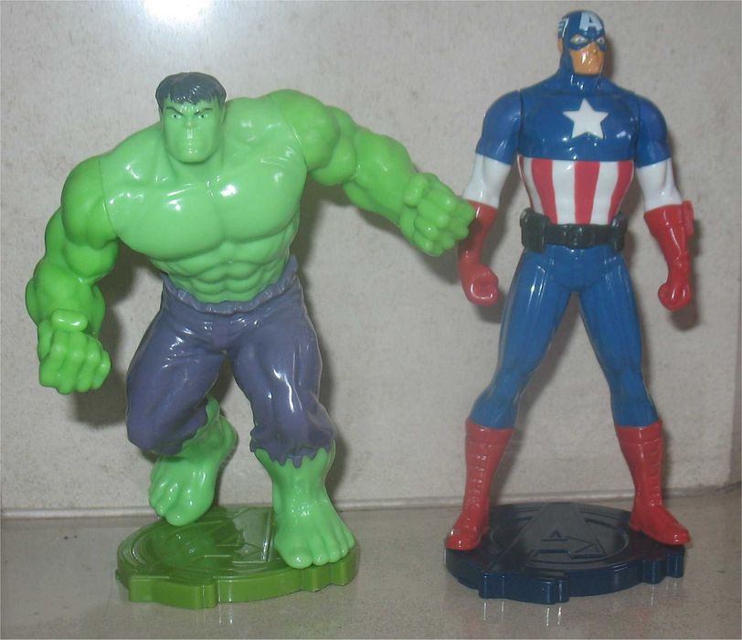 Marvel - Hulk & Captain America (2015)