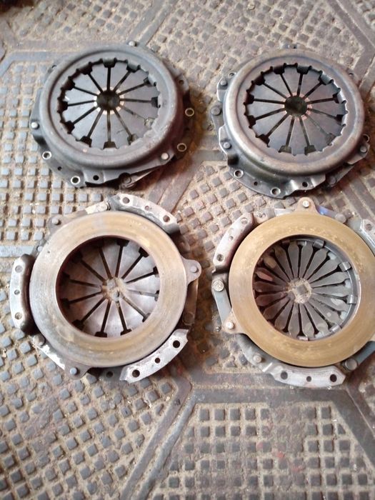 Корзина сцепления таврия славута .