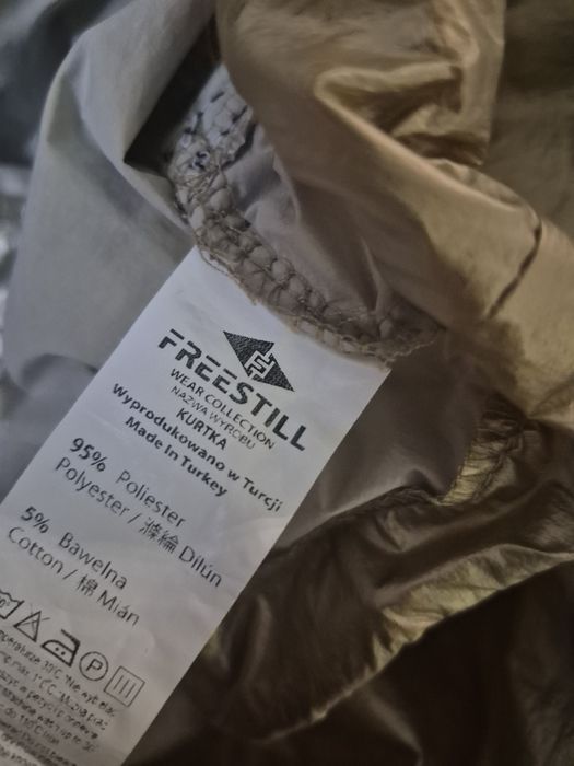 Kurtka, narzutka damska przeciwdeszczowa