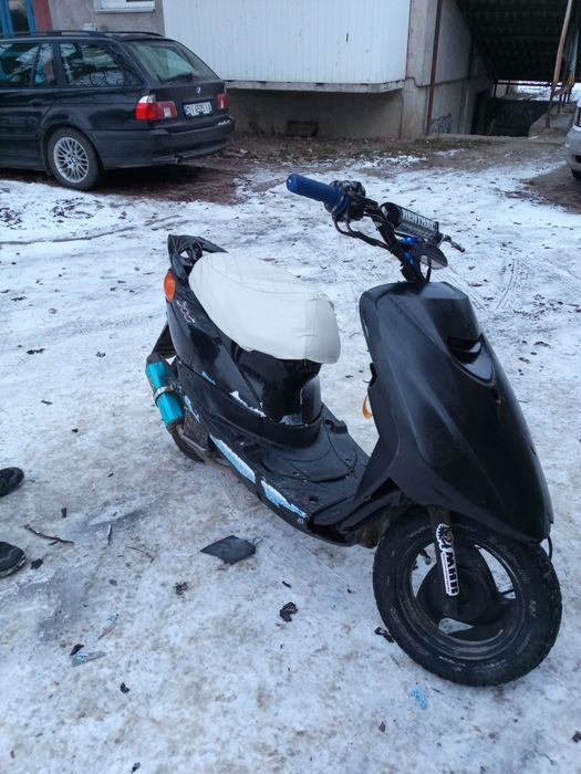 Продам скутер Yamaha jog sa 36j