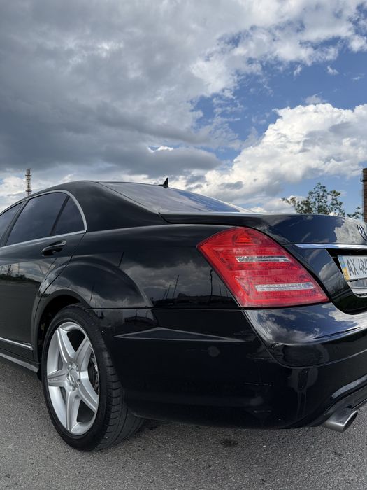 Продам Mercedes Benz  S 500 / W221