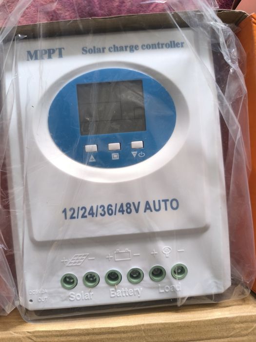 Vendo baterias, controladores, inversor e  BMs