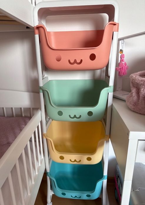 Regał szafka na zabawki plastikowy organizer na kółkach dla dzieci