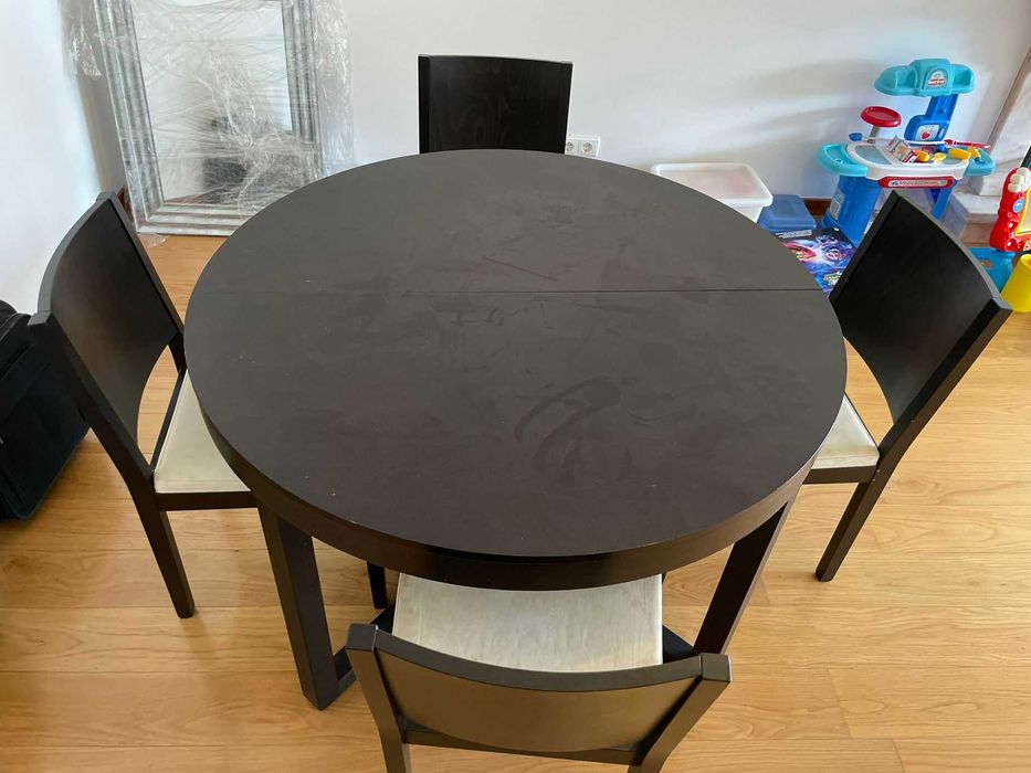 Mesa jantar ÁREA madeira escura + cadeiras