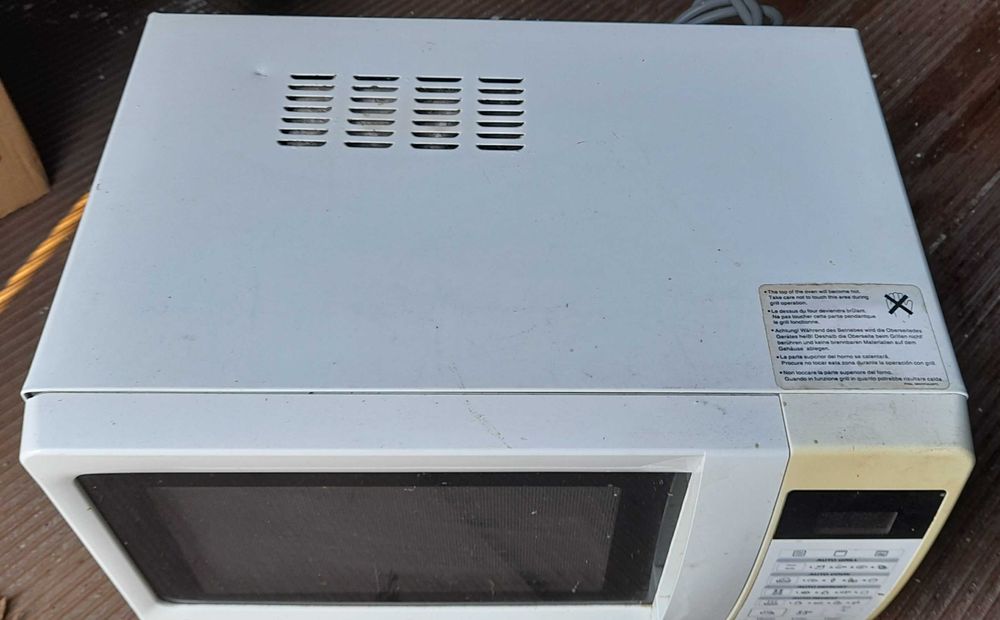 Kuchenka mikrofalowa LG 800W funkcja grill