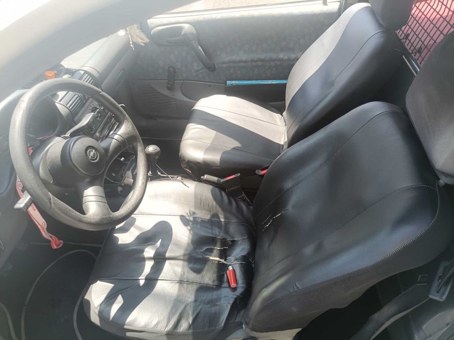 Opel Corsa B Comercial 1.7 de 1996 Branco