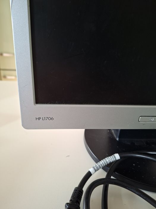 Monitor HP L1706 17"