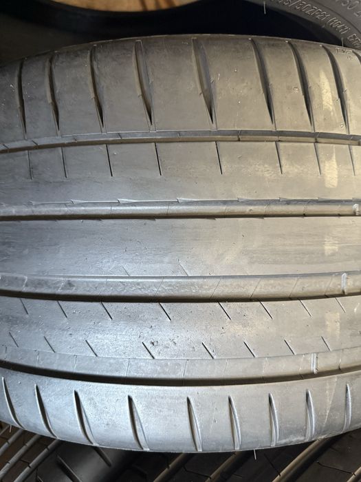 305/30 r21 Michelin 2 шт.