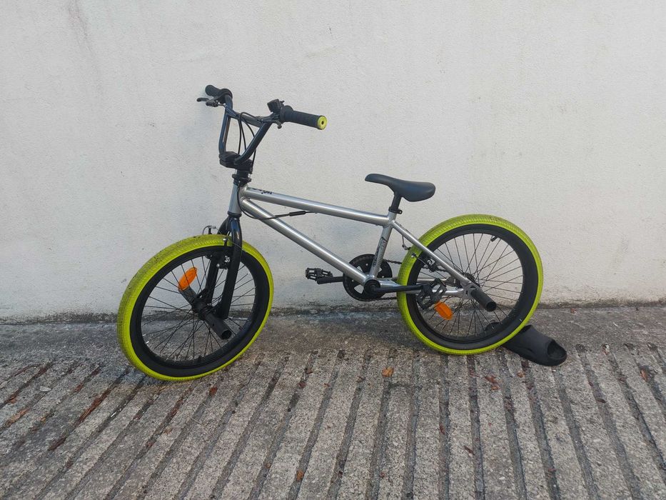 Bicicleta BMX Decatlon roda 20” – Muito bom estado