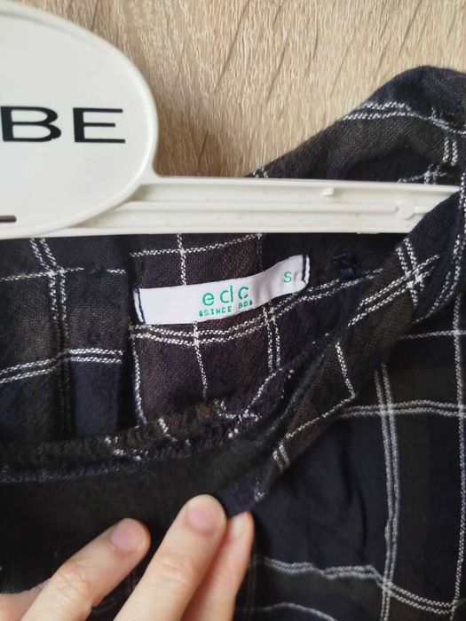 Damską bluzka z długim rękawem S