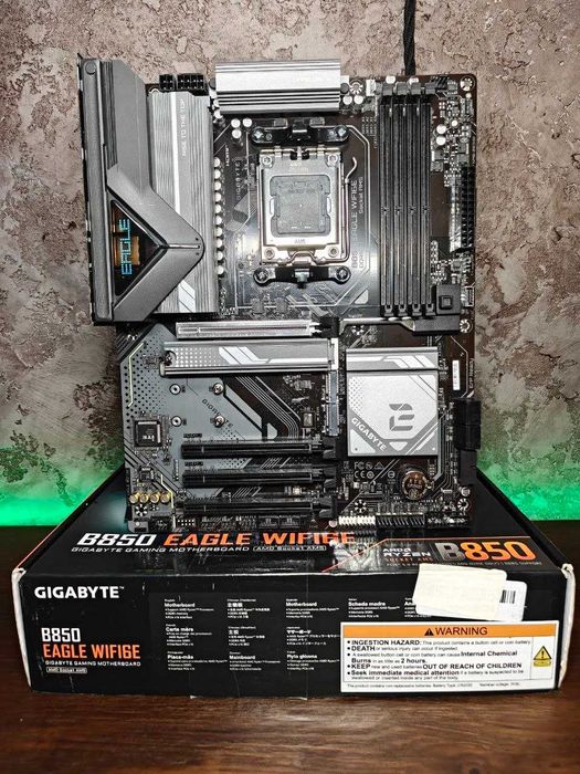 Материнська плата Gigabyte B850 Eagle Wifi6E (AM5) 7000-9000 AMD
