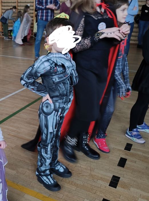 Strój robota Marvel Avengers rozmiar 110/116