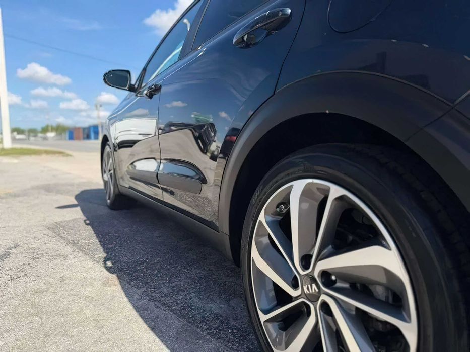 Kia Niro      2018