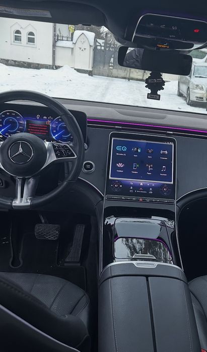 Мерседес EQE suv 350+