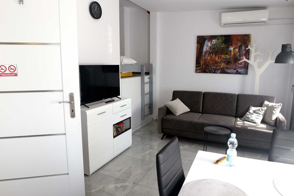 Wynajmę Lokal Usługowo- Biurowy 30m2