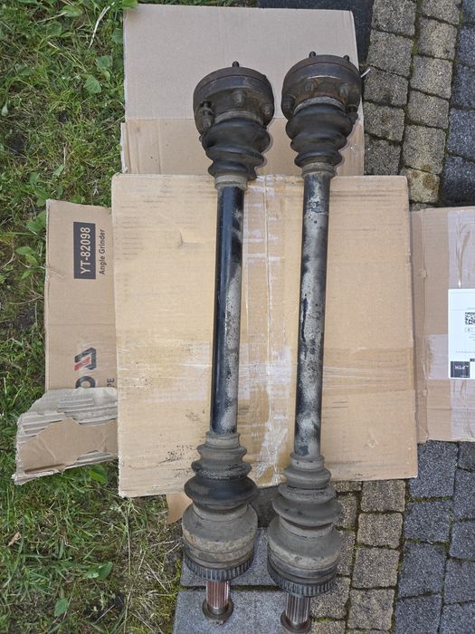 Bmw e46 m54b22 półosie komplet Lewa prawa 493 494