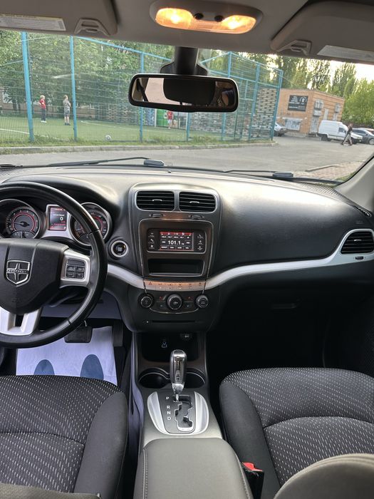 Продам Dodge Journey